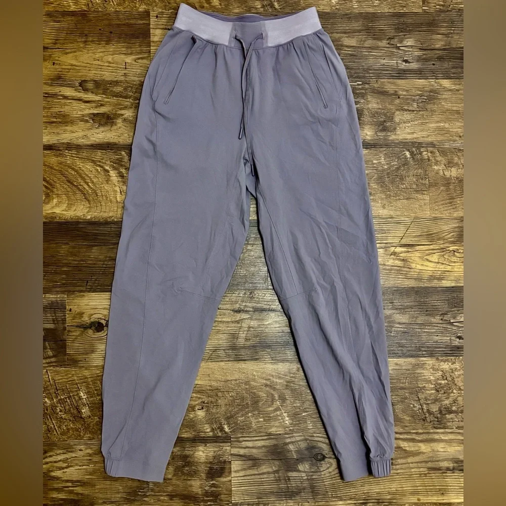 Women's Lululemon License to Train High-Rise Pant | Size 4